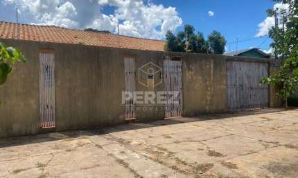 Casa com 4 quartos à venda na Rua da Pátria, Vila Taveirópolis, Campo Grande