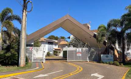 Casa em condomínio fechado com 3 quartos para alugar na Rua Taioba, Cidade Jardim, Campo Grande