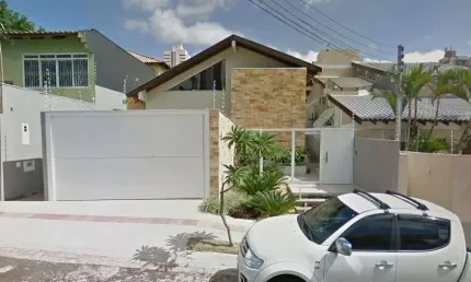 Casa com 3 quartos à venda na Rua Paraná, Centro, Campo Grande