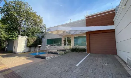 Sala comercial para profissionais da saúde em clínica no bairro Santa Fé