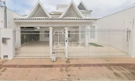 Casa com 3 quartos à venda na Rua Taioba, Cidade Jardim, Campo Grande