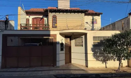 Casa com 3 quartos à venda na Rua Jerônimo de Carvalho, Mata do Jacinto, Campo Grande