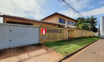 Sobrado comercial no bairro Vila Marli esquina com Av. Tamandaré