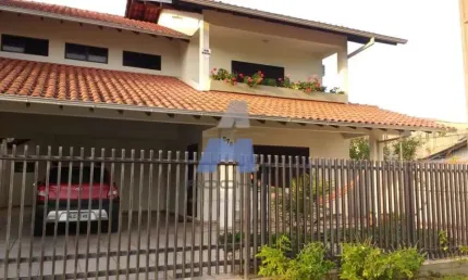 AVERBADA! Sobrado Alto Padrão em Balneário Enseada/SC
