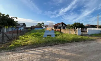 Terreno à venda na Rua Rio Negrinho, Ubatuba, São Francisco do Sul