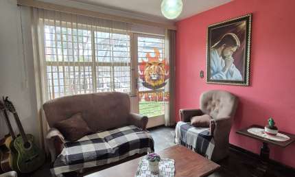 Casa de rua à Venda na Avenida General Osório - Trujillo