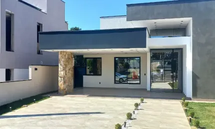 Lindo Térrea de  205m² à venda no excelente  Condomínio   Fechado Villa Verona -  Sorocaba - SP.