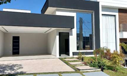 Linda Casa Térrea de 180m² de área Construída à venda no excelente Condomínio Fechado Viena em Indaiatuba- SP.