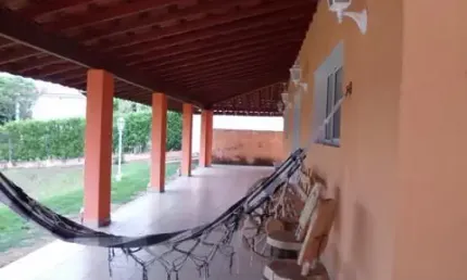 Linda  Chácara  de  850m² de Área Construída e  2.500m2 de Terreno,  à venda no excelente  Condomínio  Fechado Colinas do Mosteiro de Itaici em  Indaiatuba- SP.