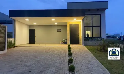 Linda Casa Térrea  em Condomínio Fechado, de  205m2, de área Construída, e Terreno de  250m2,  com Muito Verde no  Condomínio Jardim Europa  em Boituva - SP.