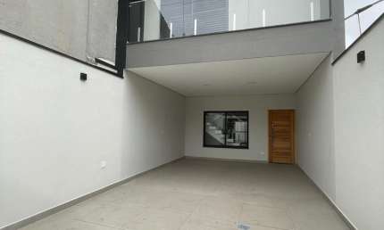 Lindo Sobrado com 03Suítes à Venda, com 175m² de Área Construída, no Bairro Jardim Independência em São Bernardo do Campo - SP
