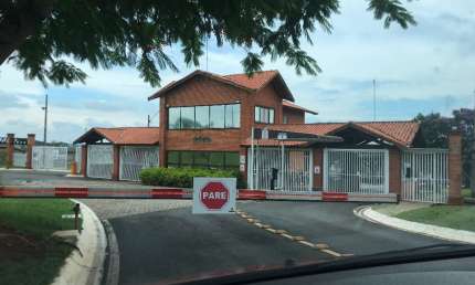 Ótima Oportunidade: Terreno em Condomínio Fechado Portaria 24hs  Solares Resort de  420m2,  em Boituva - SP