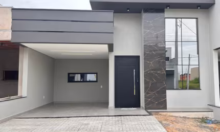 Linda Casa Térrea de 140m² de  área Construída e Terreno 200m2 à venda no excelente Condomínio Fechado  Gran Reserve  em Indaiatuba- SP.