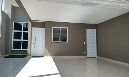 Linda Casa Térrea  de 128m2, de Área Construída, e Terreno de 150m2, com 3 dormitórios sendo 01 Suítes, no Jardim Nova Veneza  - Indaiatuba. - SP