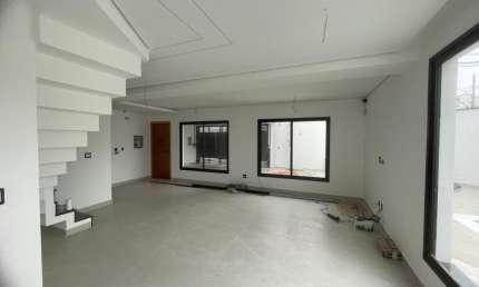 Lindo Sobrado com 03 Suítes, à Venda de 260m² no Bairro Assunção em São Bernardo do Campo - SP