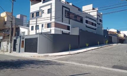 Linda Cobertura á venda com 86m² na Vila Linda - Santo André - SP.