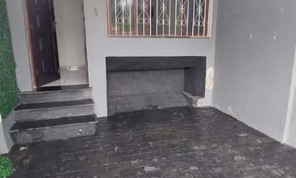 Lindo Sobrado de  90m²  com 02 Dormitórios, na Vila  Bastos em Santo André - SP