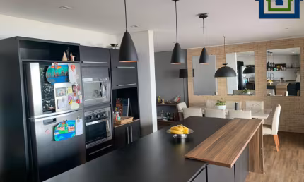 Linda Casa Térrea de 208m² de Área Construída e Terreno de 250m², no Bairro Portal Ville Azaleia  em Boituva - SP.