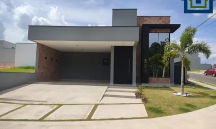Linda Casa Térrea de 133m² de Área Construída e Terreno 239m² à venda no excelente Condomínio Fechado Gran Reserve em Indaiatuba- SP.