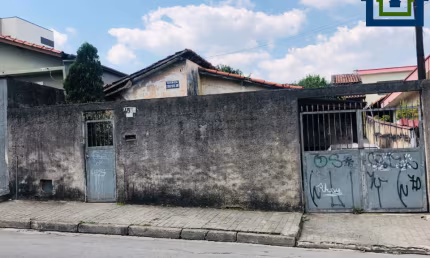 Lindo Terreno de 400m², no Bairro Vila Assis em Maua - SP.