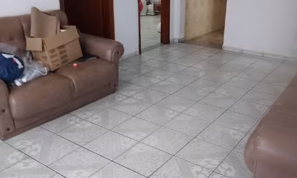 Linda Casa Térrea  de 200m2, de Área Construída, e Terreno de 336m2, com 03 dormitórios, no  Campestre  - Santo André - SP