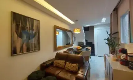 Linda Cobertura á venda de 90m² com 03 Dormitórios Sendo 01 Suíte, no Bairro Campestre - Santo André - SP.