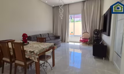 Linda Casa Térrea de 181m2, e Terreno 250m2, no Bairro Portal Ville Azaleia em Boituva- SP.