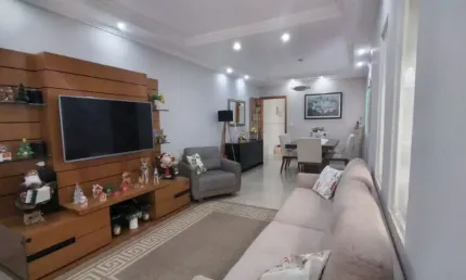 Linda Casa Térrea  à Venda com 100m² no Bairro Assunção em São Bernardo do Campo - SP