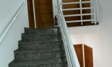 Linda Cobertura á venda de 84m² com 02 Dormitórios, no Vila Scarpelli - Santo André - SP.