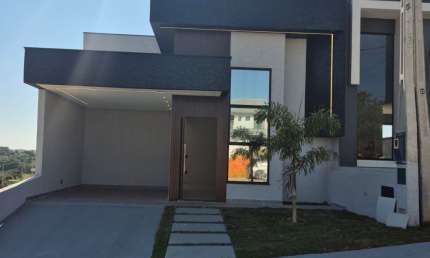 Linda Casa Térrea de 140m² à venda no excelente Condomínio Fechado Reserva  Ipanema - Sorocaba - SP.
