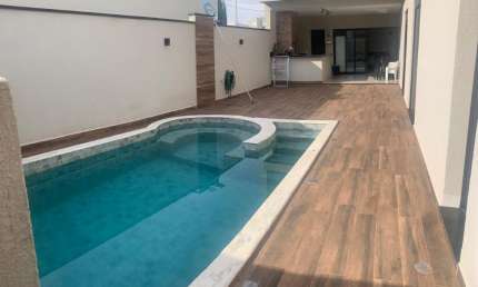 Lindo Sobrado de 250m²  de Área Construída, e Terreno de 306m2,à venda no excelente Condomínio Fechado Piemonte em Indaiatuba- SP.