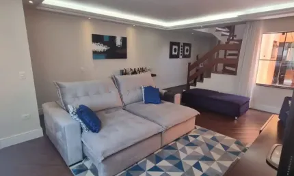 Lindo Sobrado à Venda com 256m² de Área Construída e Terreno de 125m2, no Bairro Assunção em São Bernardo do Campo - SP