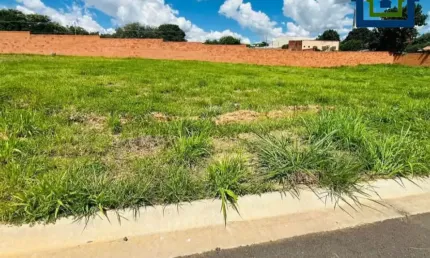 Terreno de 302m², no Excelente Condomínio Jardim Siena em Indaiatuba - SP.