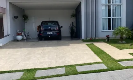 Linda casa térrea de 140m² e terreno de 213m², à venda no excelente condomínio fechado gran reserve em indaiatuba- sp.