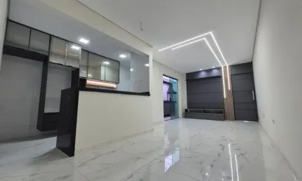 Lindo Apartamento com 03 Dormitórios Sendo 01 Suíte à Venda, com 90m² na Vila Floresta em Santo André - SP