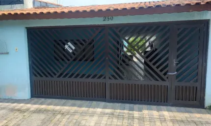Ótima casa à venda com 128m² de área construída e terreno de 300m2, no bairro dos casas em são bernardo do campo - sp.