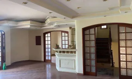 Sobrado á venda com 410m² com 04 Dormitórios, Parque dos Pássaros - São Bernardo do Campo.
