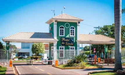 Casa Térrea em Condomínio de 584m² á venda com 03 Suítes, Parque das Árvores - Boituva