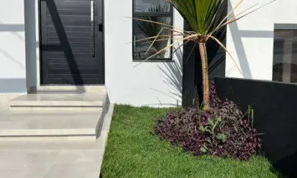 Casa de condomínio térrea á venda de 145m² com 03 dormitórios, horto florestal - sorocaba.