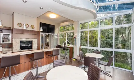 Casa de Alto Padrão à Venda no Condomínio Villa Lobos – Campo Comprido, Curitiba/PR