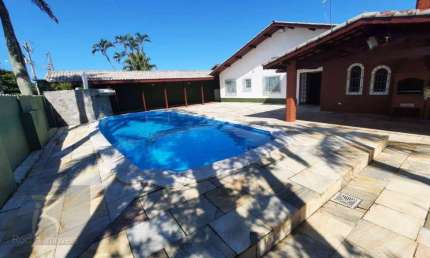Casa com 4 dormitórios à venda, 300 m² por R$ 800.000,00 - Cidade Nova Peruibe - Peruíbe/SP