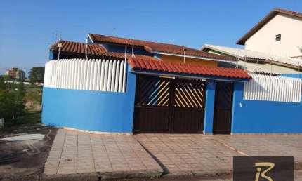 Casa com 3 dormitórios à venda, 137 m² por R$ 500.000,00 - Três Marias - Peruíbe/SP