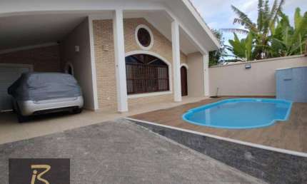 Casa 80 mts da praia com 3 dormitórios para alugar, 139 m² por R$ 3.810/mês - Parque Balneário Oásis - Peruíbe/SP