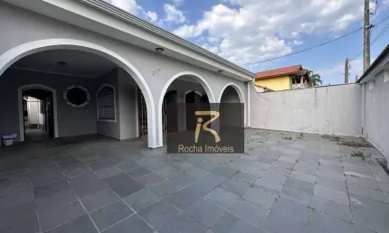 Casa com 3 dormitórios à venda por R$ 500.000,00 - Balneário Três Marias - Peruíbe/SP