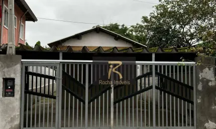 Casa com 2 quartos à venda na Rua Ágata, Cidade da Criança, Praia Grande