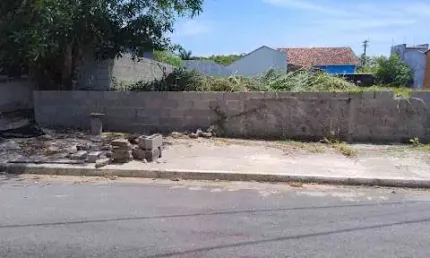 Terreno proximo da praia  à venda, 250 m² por R$ 130.000 - Estância São José - Peruíbe/SP