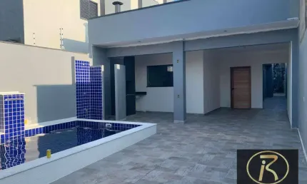 ?? Casa a 600 metros da praia – conforto e lazer para você!  ?? 3 dormitórios (sendo 1 suíte) ?? Sala ampla e arejada ?? Cozinha espaçosa ?? Área gour