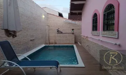 Seu refúgio à beira-mar te espera em peruíbe!   já pensou em morar ou passar os fins de semana em uma casa pertinho da praia, com espaço, conforto e l