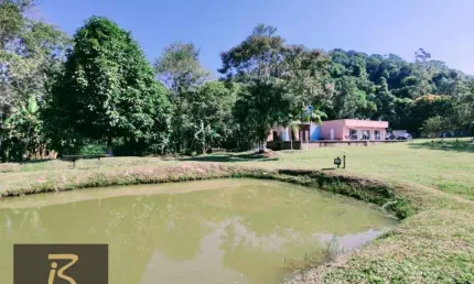 Chácara com 3 dormitórios à venda, 6000 m² por r$ 1.200.000,00 - estância vale da serra - peruíbe/sp