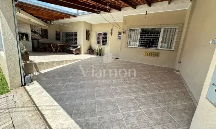 Casa com 4 quartos à venda na Rua Luiz Foggiatto, 530, Orleans, Curitiba